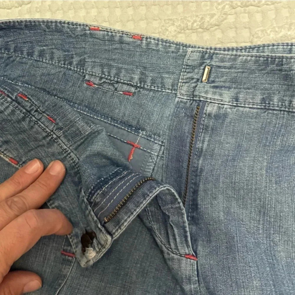 JJIll Tall women’s jeans. Lightweight. Starched. Smoke free home. - Picture 2 of 5
